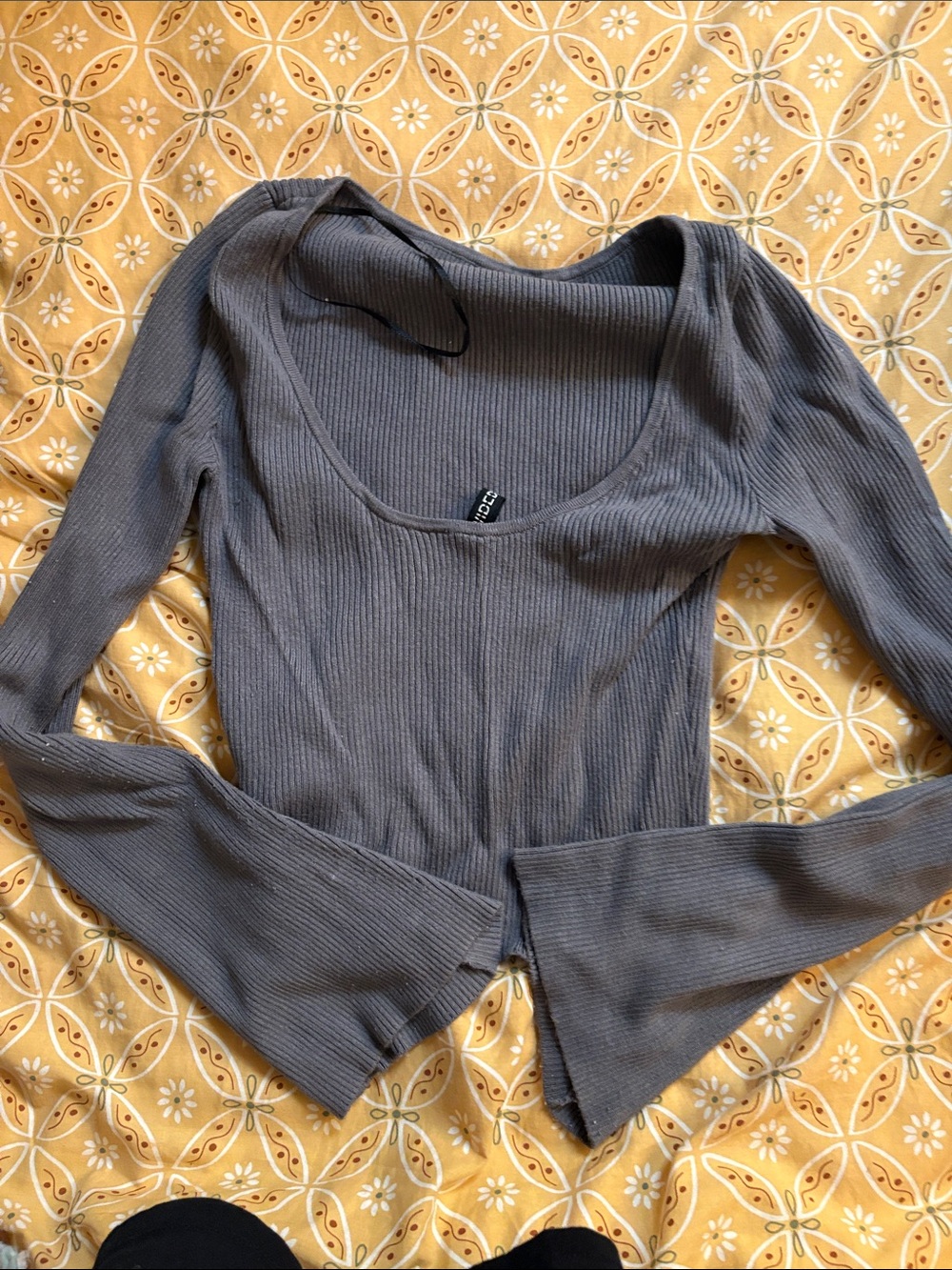 H&M Slate Gray Off-the-Shoulder Ribbed Sweater - Picture 2 of 2